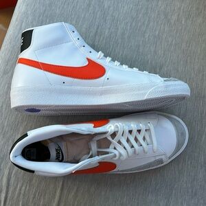Blazer Mid '77 Vintage 'White Safety Orange' - Nike Sneakers- Size 11.5 Mens